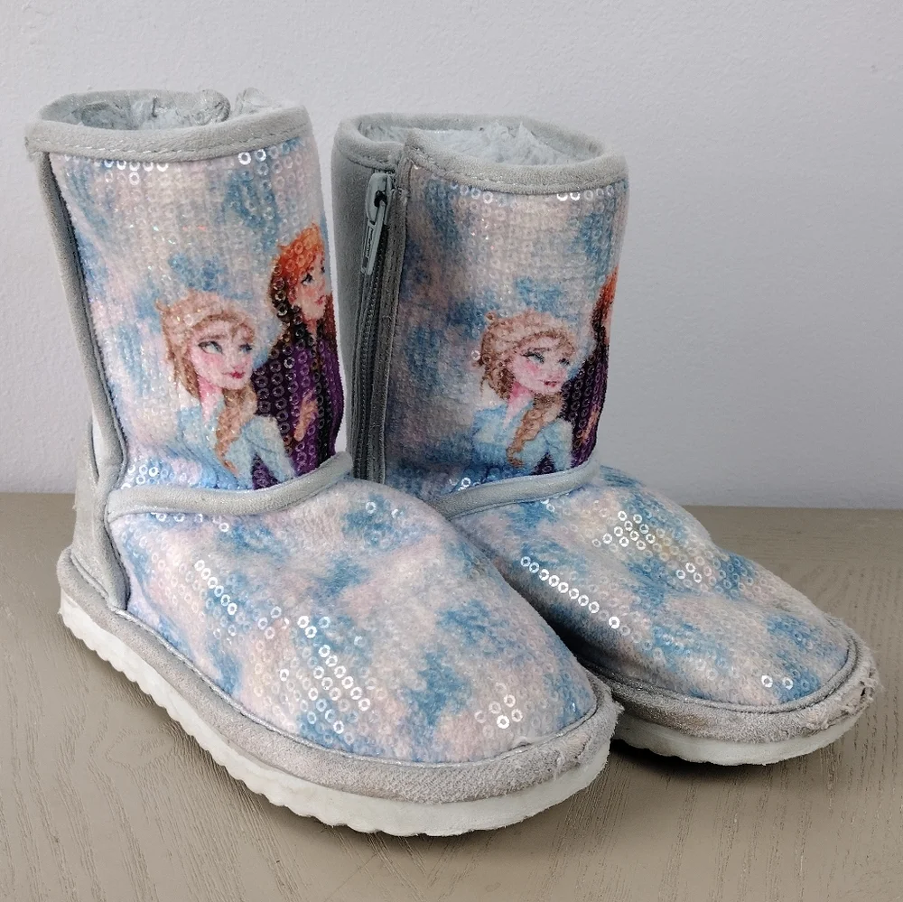 Frozen House Shoes